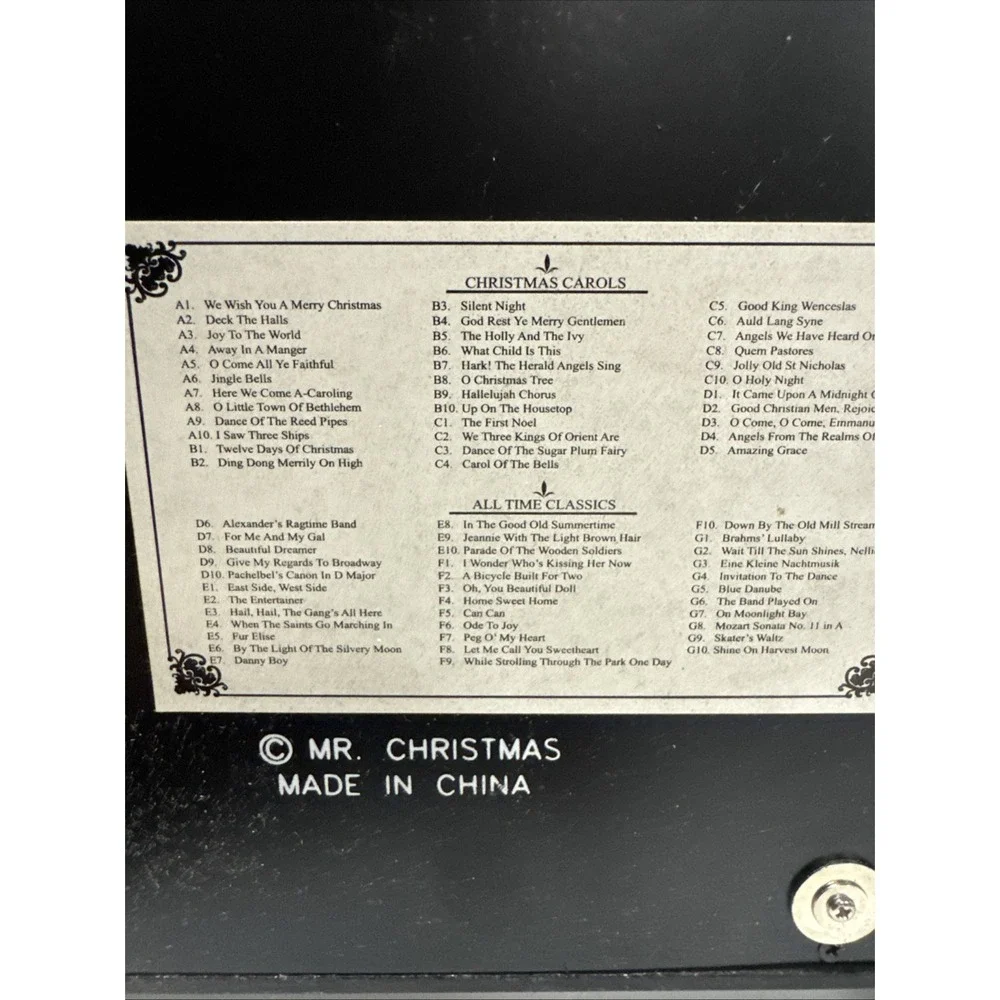 VIDEO!  Mr. Christmas Animated Symphony of Bells Wooden Display Box NOT‎ WORKING
